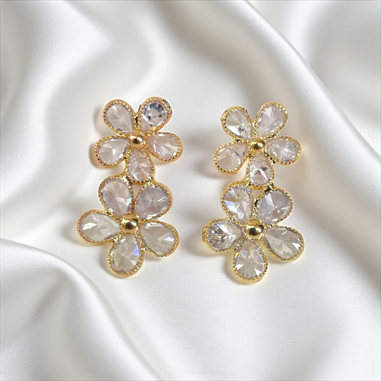 Crystal Flower Drop Earrings 🌸✨ Elegant Sparkle