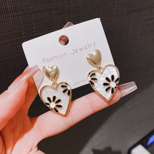 πΌ Heart Flower Drop Earrings β Cute Daisy Statement Jewelry for Girls & Teens β¨