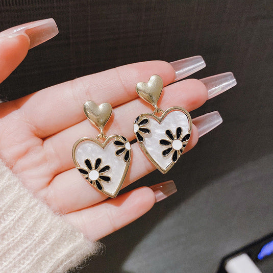 πΌ Heart Flower Drop Earrings β Cute Daisy Statement Jewelry for Girls & Teens β¨