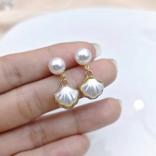 🐚 Pearl Shell Charm Stud Earrings