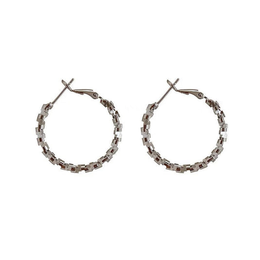 🩶 Silver Textured Hoop Earrings – Minimal Chic Hoops for Daily Glam