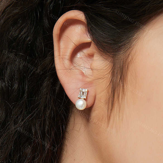 Classic Pearl & Crystal Stud Earrings