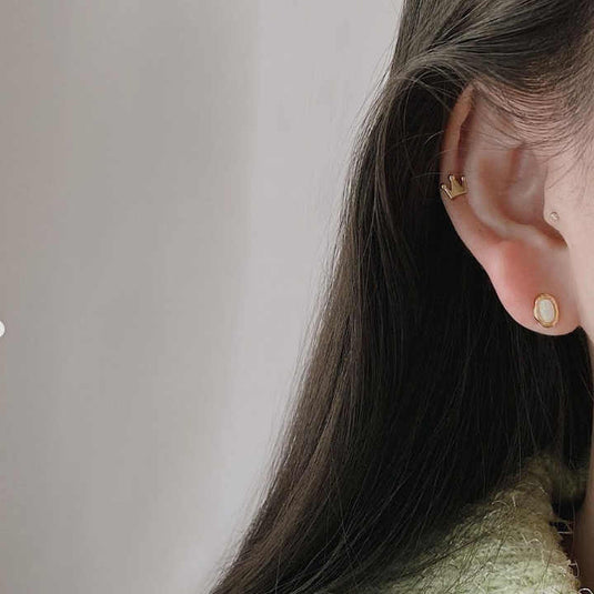 Scope Jewelry β Iridescent Oval Stud Earrings