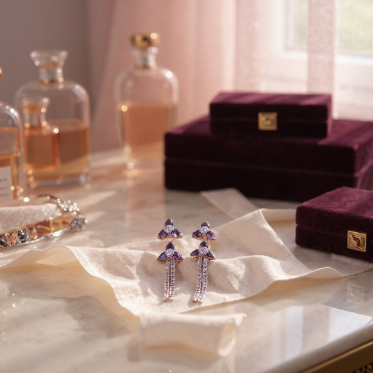🌸 Luxury Floral Crystal Drop Earrings