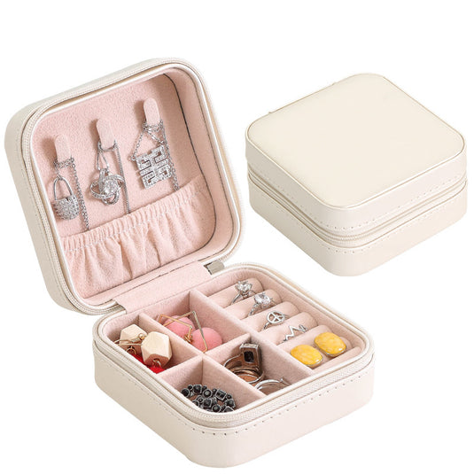 Portable Travel Jewelry Box – Compact Organizer for Rings, Earrings & Necklaces 💍✨