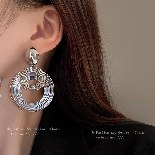 🌟 Luxe Silver Multi-Hoop Earrings – Modern Statement Glamour ⚪