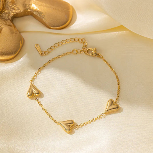 💛 Matte Heart Trio Charm Bracelet