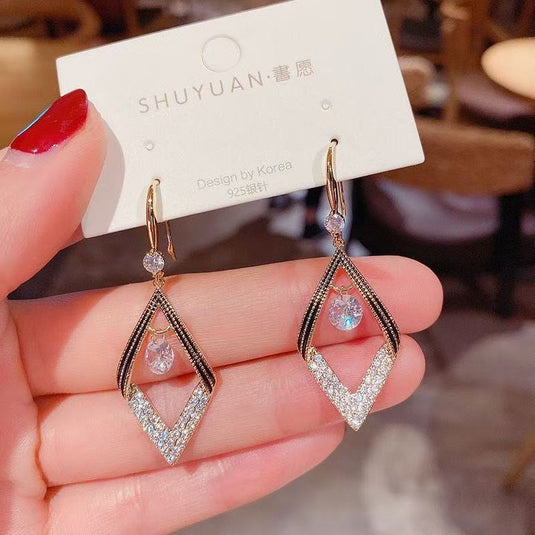 Elegant Geometric Crystal Drop Earrings | Korean Style✨