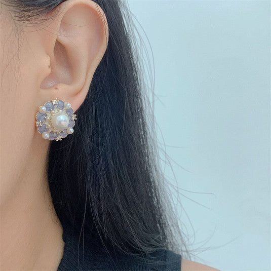 🌸 Pearl Cluster Vintage Studs