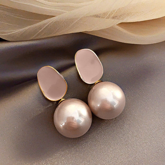 🤍 Luxe Pearl Drop Earrings – Elegant Modern Charm ✨
