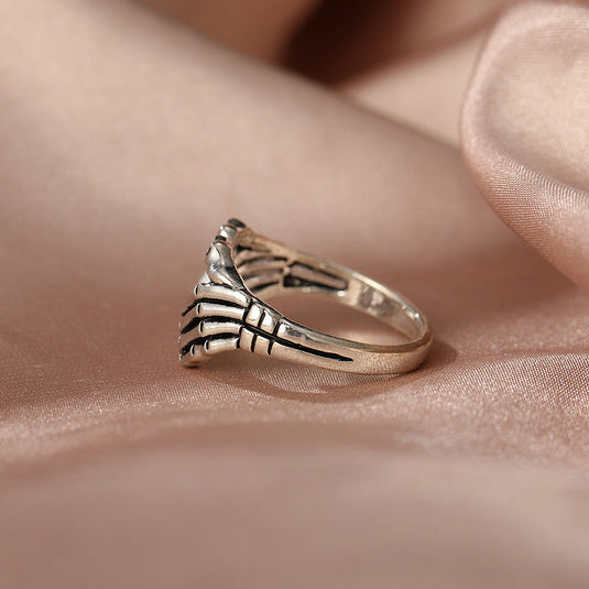 Heart Hands Adjustable Ring – Artistic Metal Fashion Jewelry ❤️💍