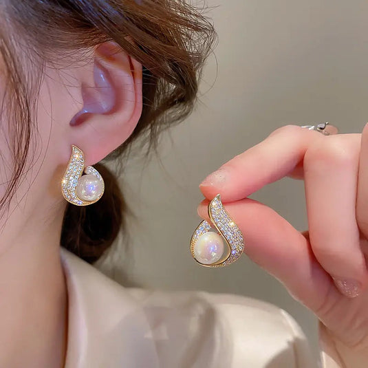 🧜‍♀️ Mermaid Pearl Earrings